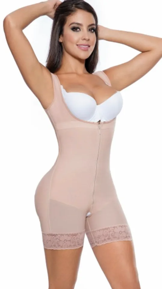 Girdle:  With Fixed Straps and Maximum Buttock Enhancement