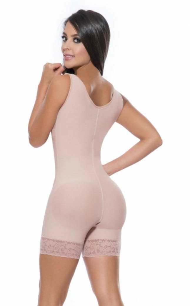 Girdle: With Fixed Straps and Maximum Buttock Enhancement - Image 3